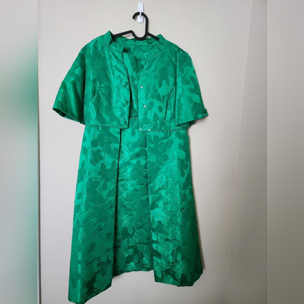 Vinatge Elegant Green Floral Dress with Jacket